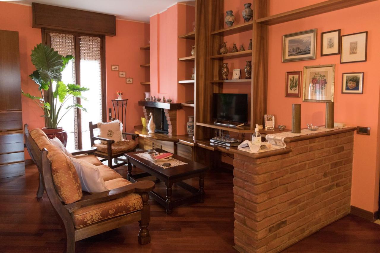 Апартаменты A Casa Di Anna, Elegant Flat In Кремона Экстерьер фото